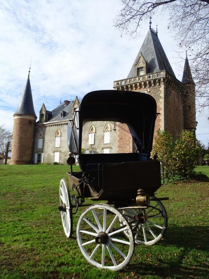 Chateau De La Forie Saint-Etienne-sur-Usson Exteriér fotografie